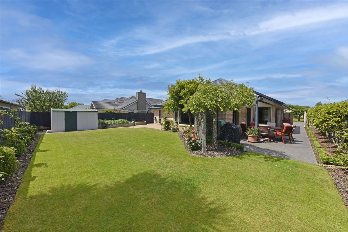 53 Skyedale Drive, Harewood, Christchurch - Carousel 2