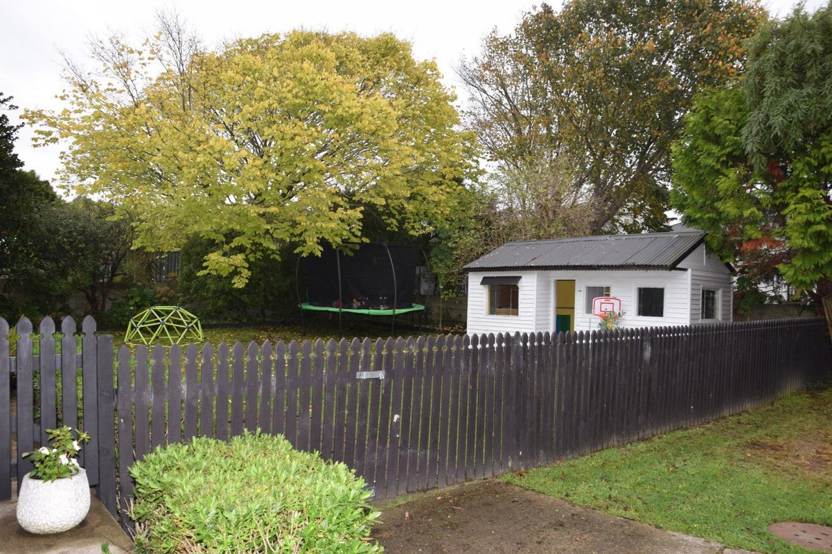 11 Herriot Street, Richmond, Invercargill - Carousel 19