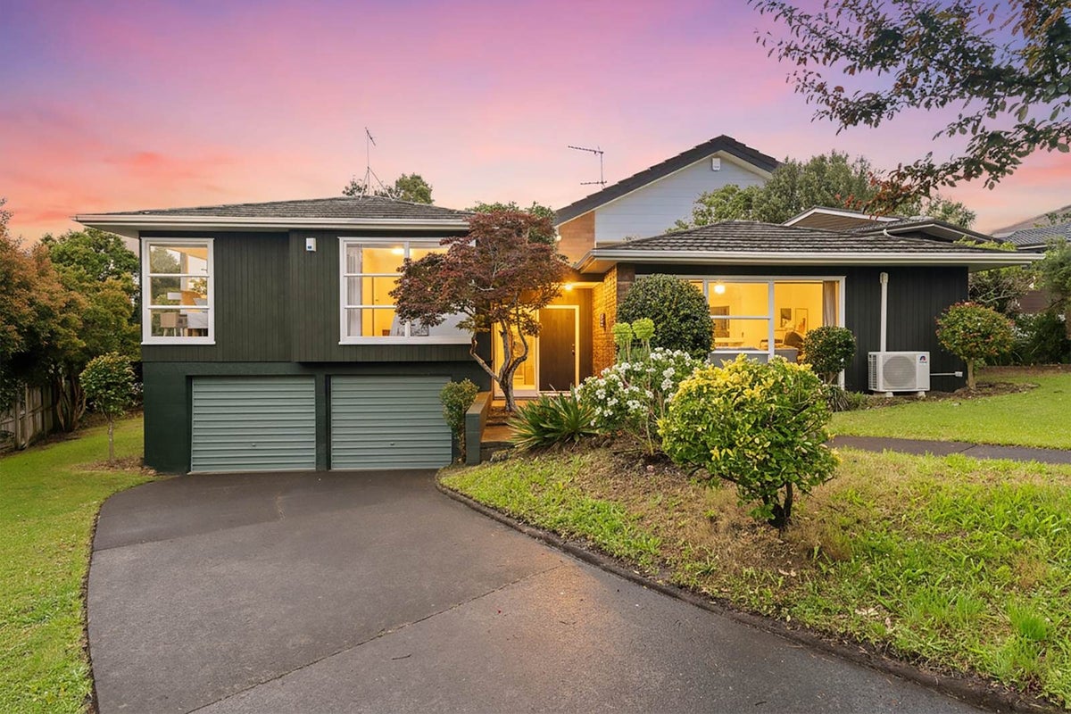 14 Fordyce Avenue, Sunnyhills, Auckland - Carousel 1