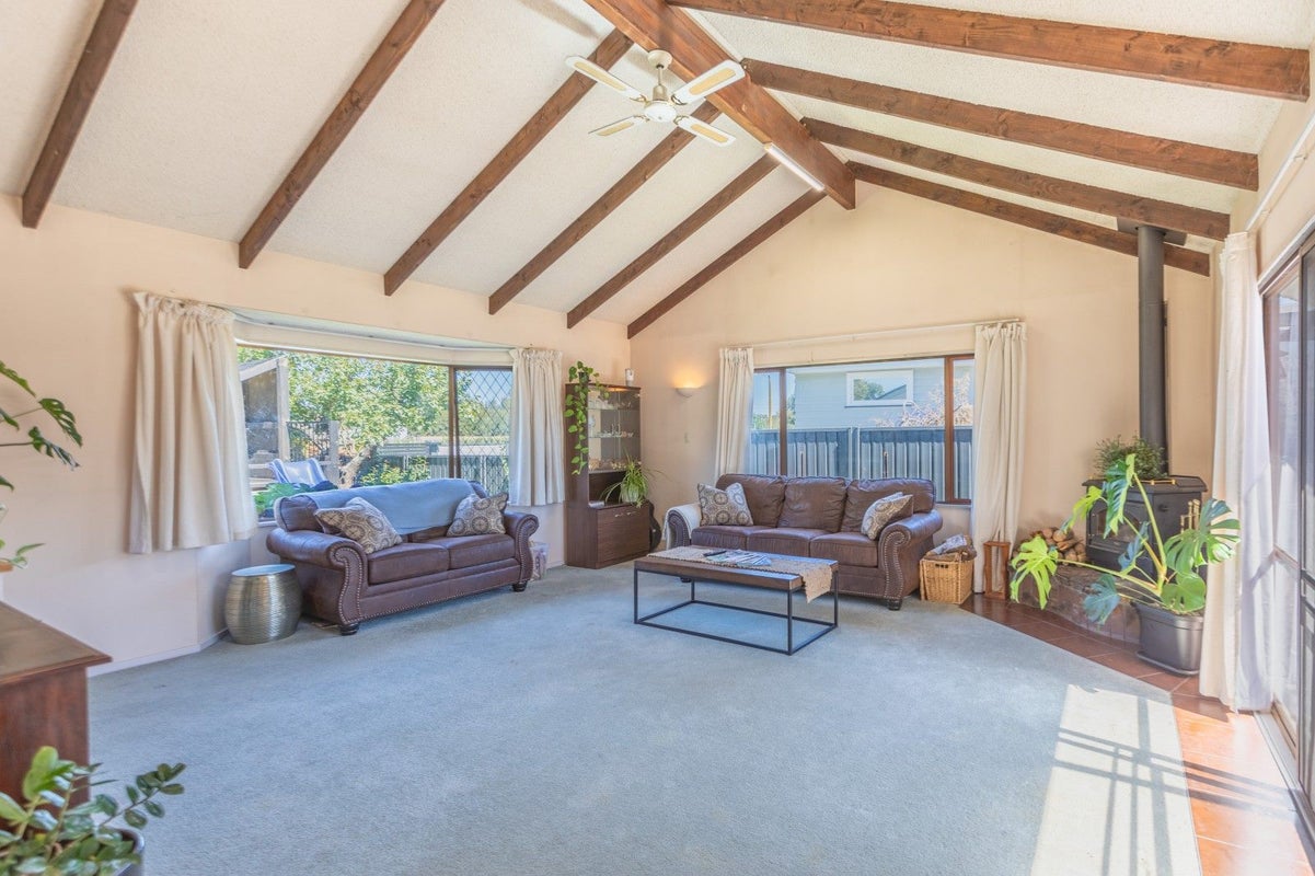 147 Harold Holt Avenue, Pirimai, Napier - Carousel 1