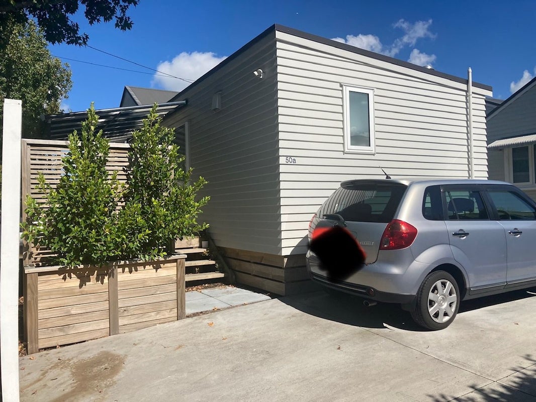 50 Dignan Street, Point Chevalier, Auckland - Carousel 11