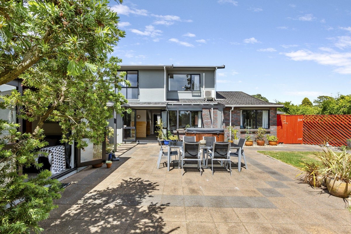 66 Brois Street, Frankleigh Park, New Plymouth - Carousel 1