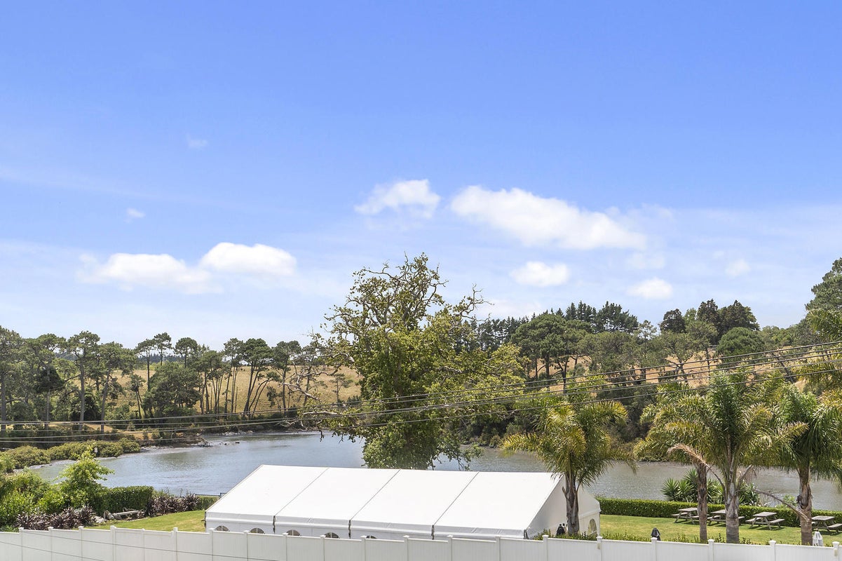 61 Queen Street, Riverhead, Riverhead - Carousel 2
