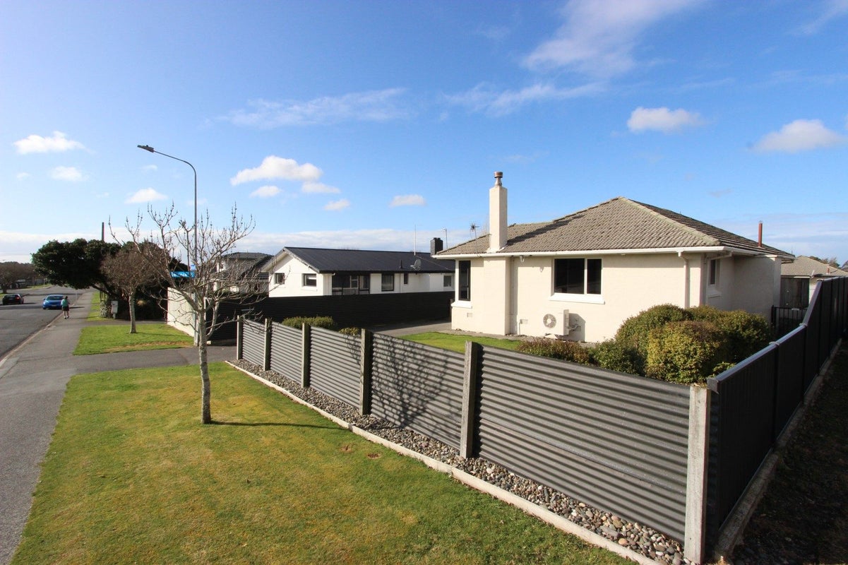 143 Salford Street, Rosedale, Invercargill - Carousel 2