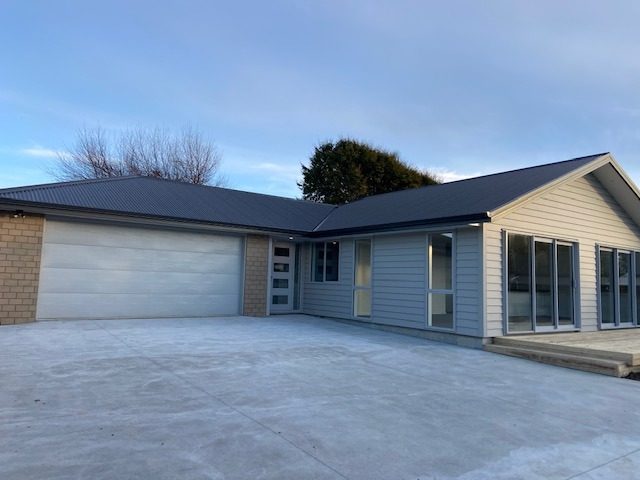 515 Tweed Street, Newfield, Invercargill - Carousel 1