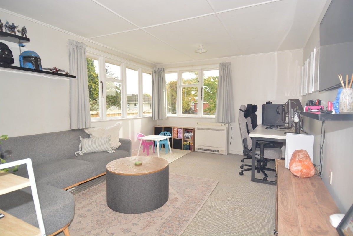 33 Lithgow Place East, Glengarry, Invercargill - Carousel 2