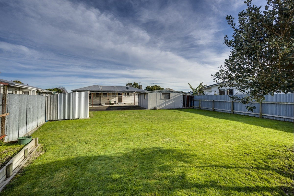 1 Bennett Place, Onekawa, Napier - Carousel 18