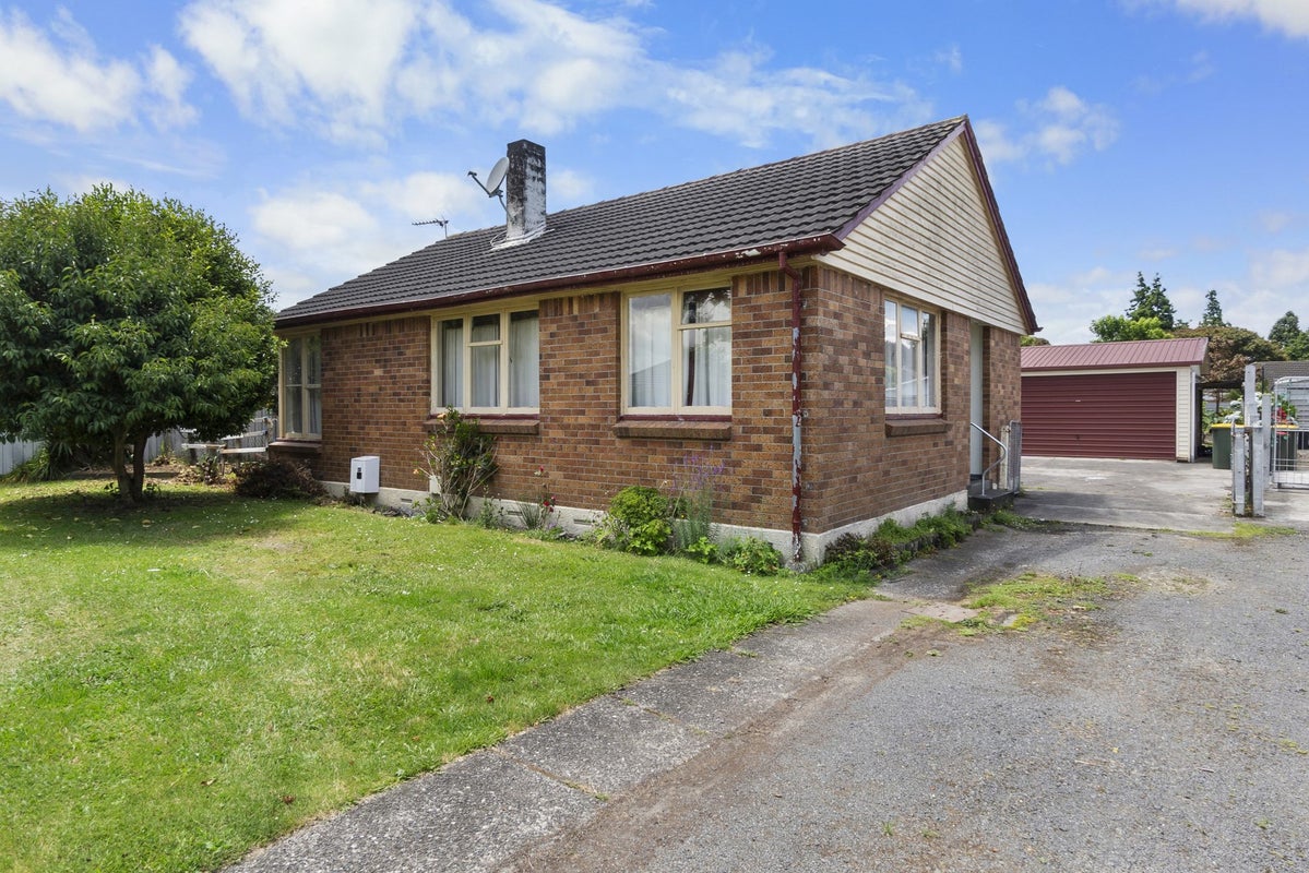 30 Croall Crescent, St Andrews, Hamilton - Carousel 1