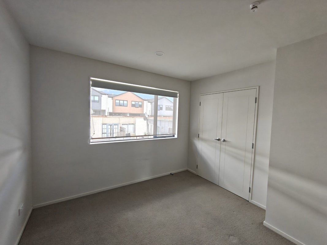 6/16 William Roberts Road, Pakuranga, Auckland - Carousel 2