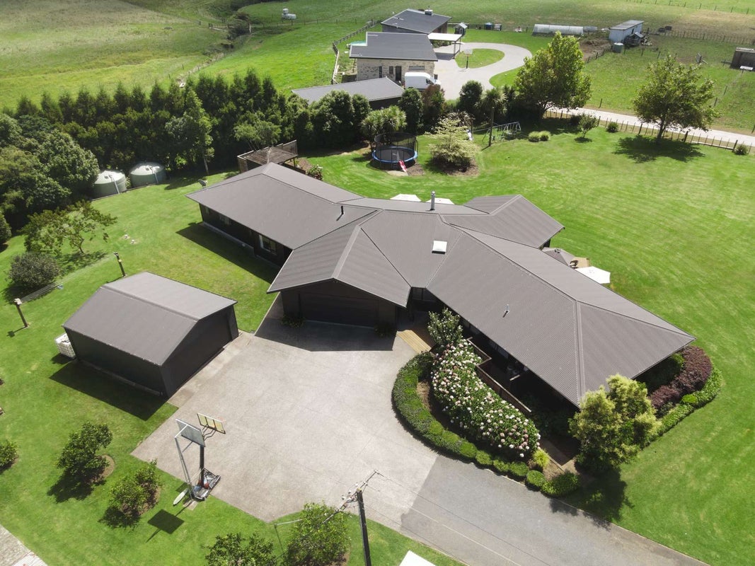 126 Wortley Road, Lepperton, New Plymouth - Carousel 1