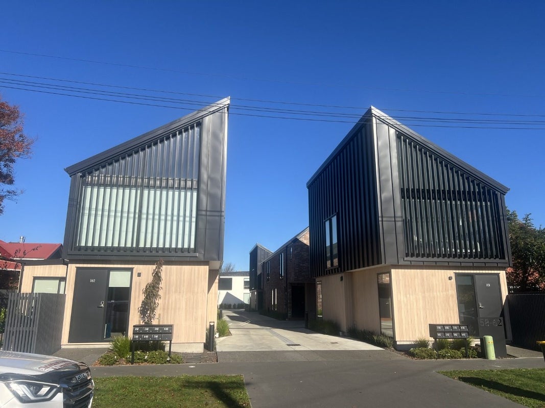 2/58 Derby Street, St Albans, Christchurch - Carousel 16