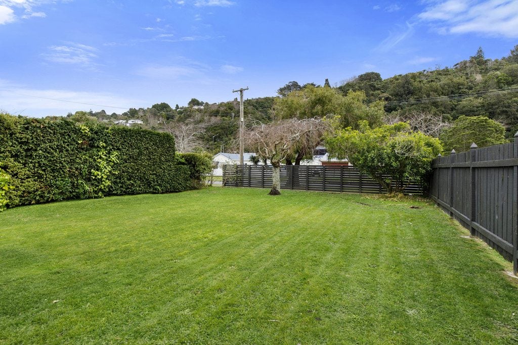 2 Richard Street, Belmont, Lower Hutt, Wellington - Carousel 23