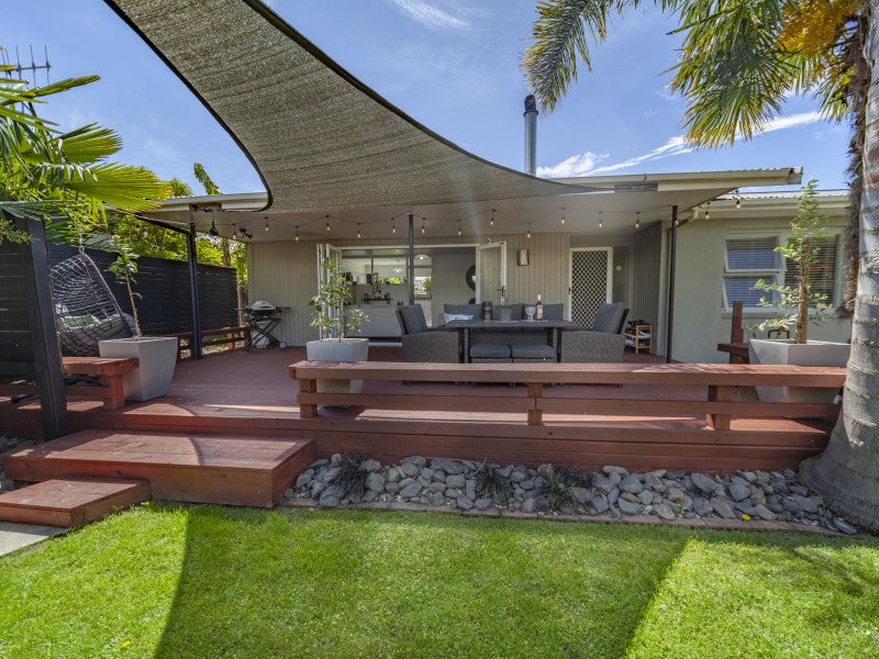 19 Len Davis Terrace, Pirimai, Napier - Carousel 2