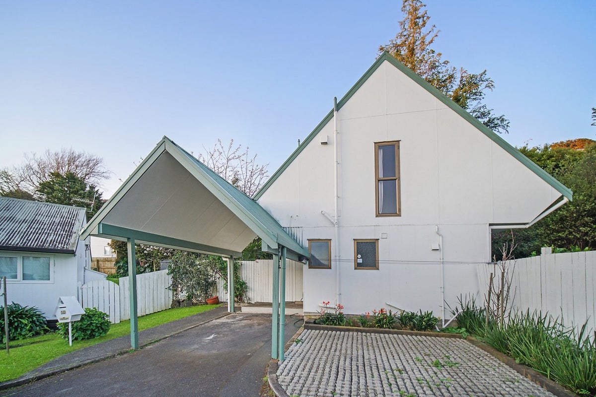 5D/18 Cranbrook Place, Glendowie, Auckland - Carousel 2