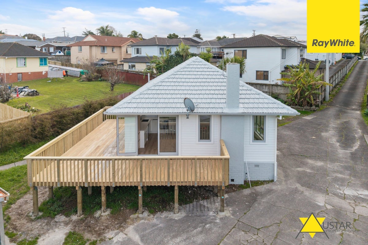 103A Roberts Road, Te Atatu South, Auckland - Carousel 2