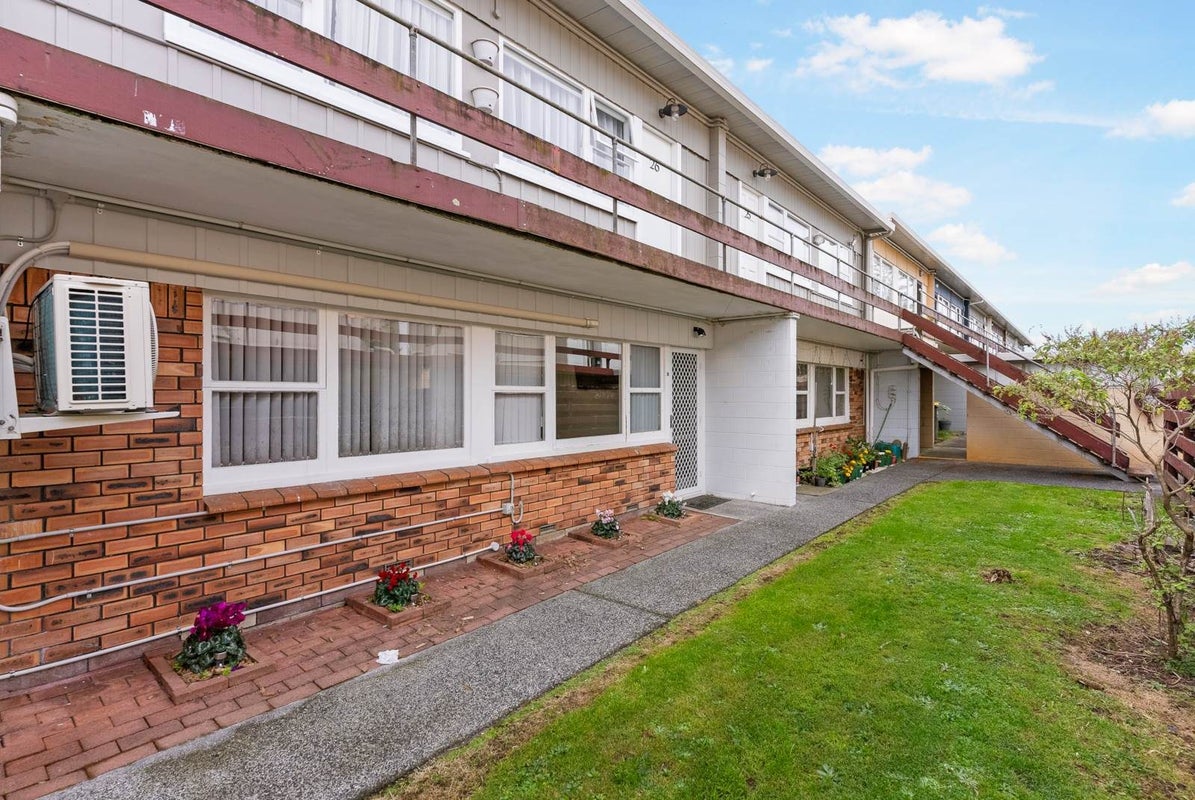 20/124 Kolmar Road, Papatoetoe, Auckland - Carousel 2