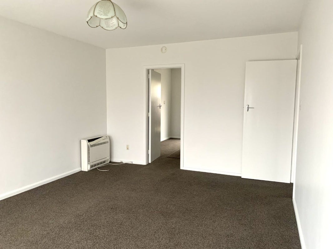 43 Hills Road, Edgeware, Christchurch - Carousel 2