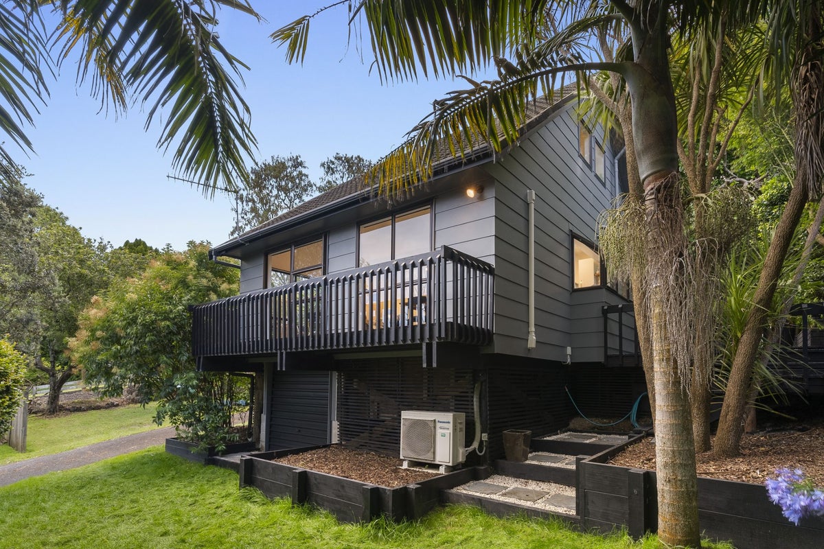 2/29 Verran Road, Birkenhead, Auckland - Carousel 2