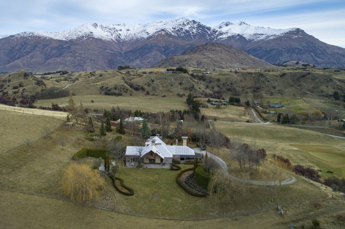 113 Hogans Gully Road, Queenstown - Carousel 2