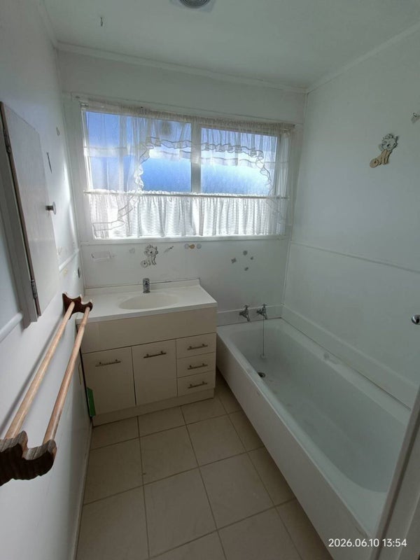 11 Starling Place, Ranui, Auckland - Carousel 14