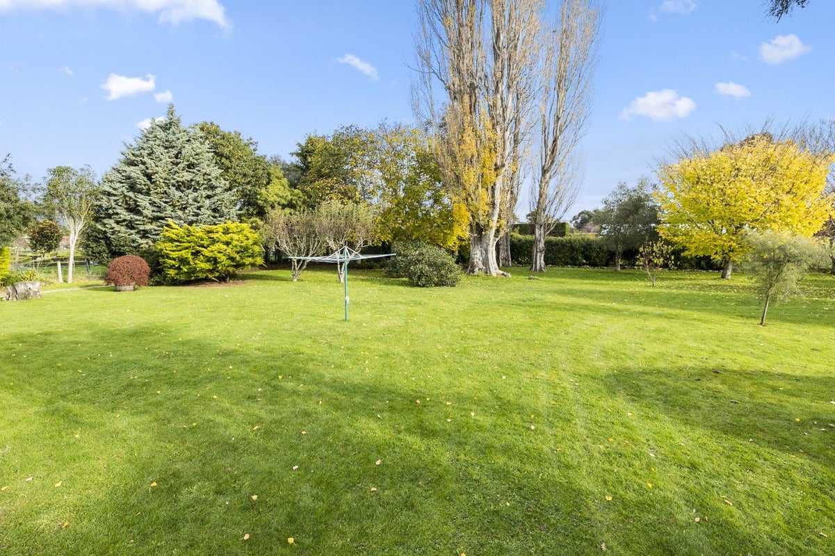 155 Hazlett Road, North Taieri, Mosgiel - Carousel 27