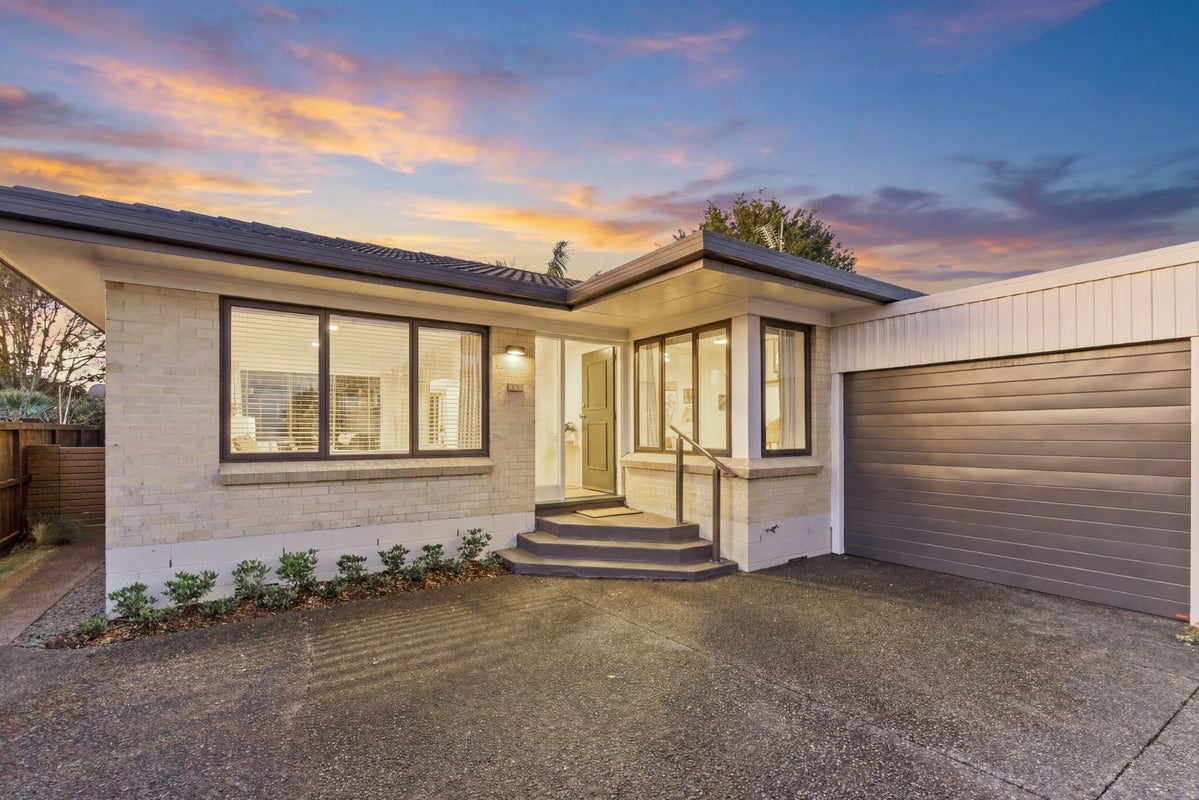 4/4 Lauchlan Avenue, Epsom, Auckland - Carousel 2