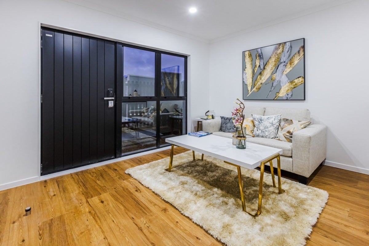 22/717 Sandringham Road Extension, Wesley, Auckland - Carousel 1