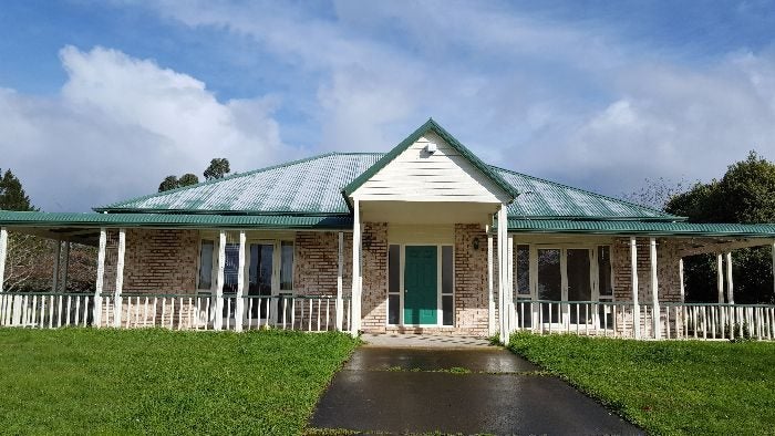 400 Waitakere Road, Henderson - Carousel 1