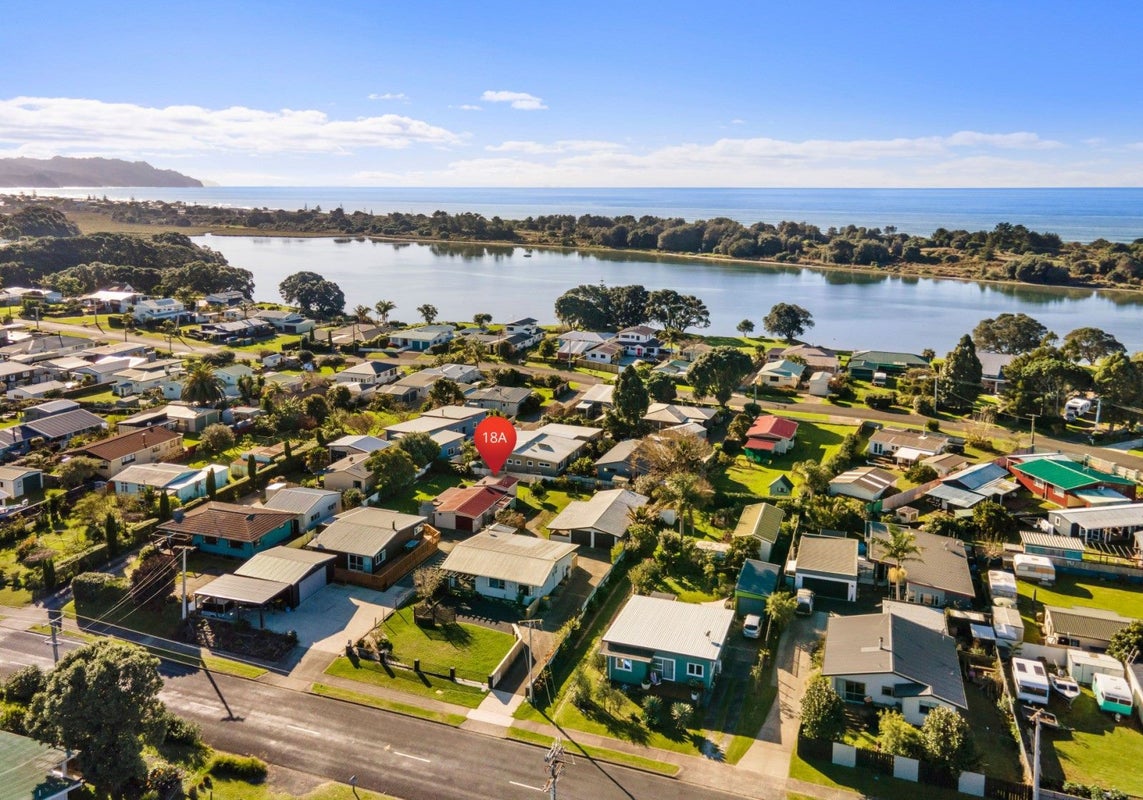 18A Athenree Road, Athenree, Katikati - Carousel 1
