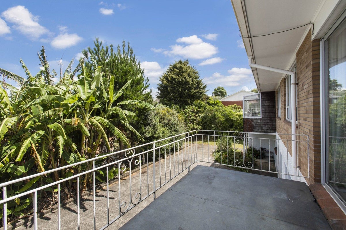 2/44 Campbell Road, One Tree Hill, Auckland - Carousel 2