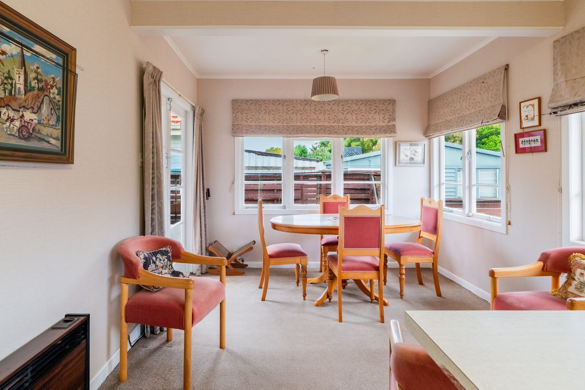 79 Maeroa Road, Maeroa, Hamilton - Carousel 2