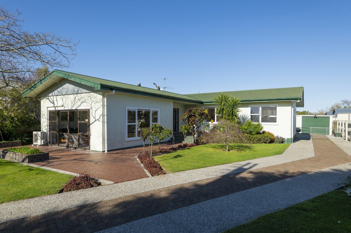 24 Asquith Street, Te Hapara, Gisborne - Carousel 1