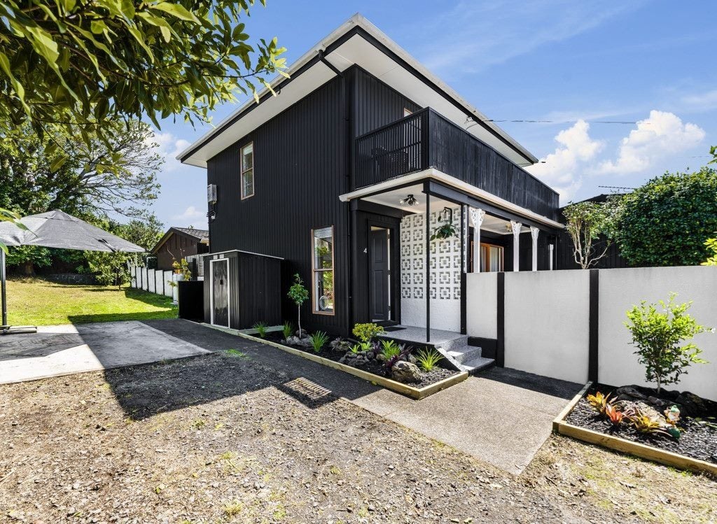 4/203 Riddell Road, Glendowie, Auckland - Carousel 1
