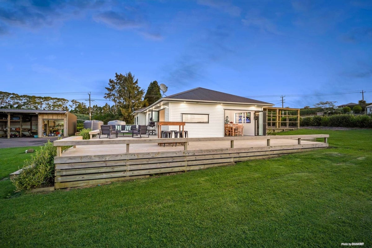 70 Logan Road, Tuakau - Carousel 1