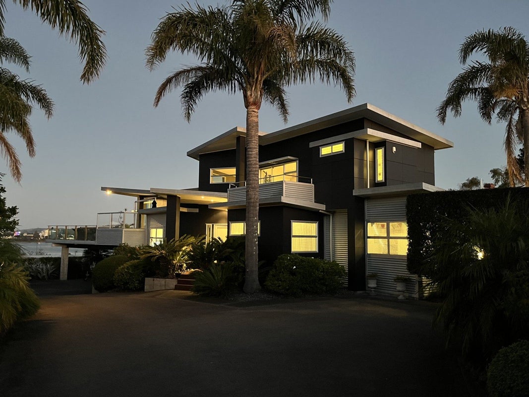 21 Hillcrest Road, Otumoetai, Tauranga - Carousel 27