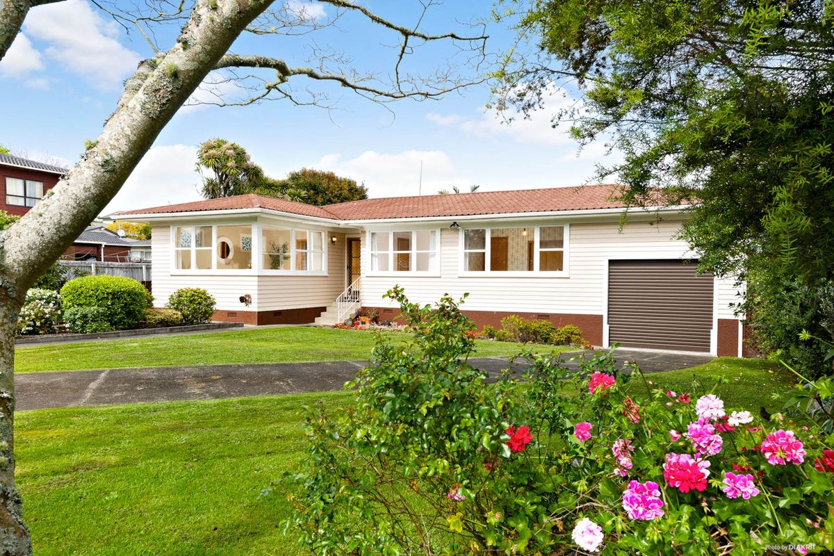 7 Vida Place, Howick, Auckland - Carousel 1