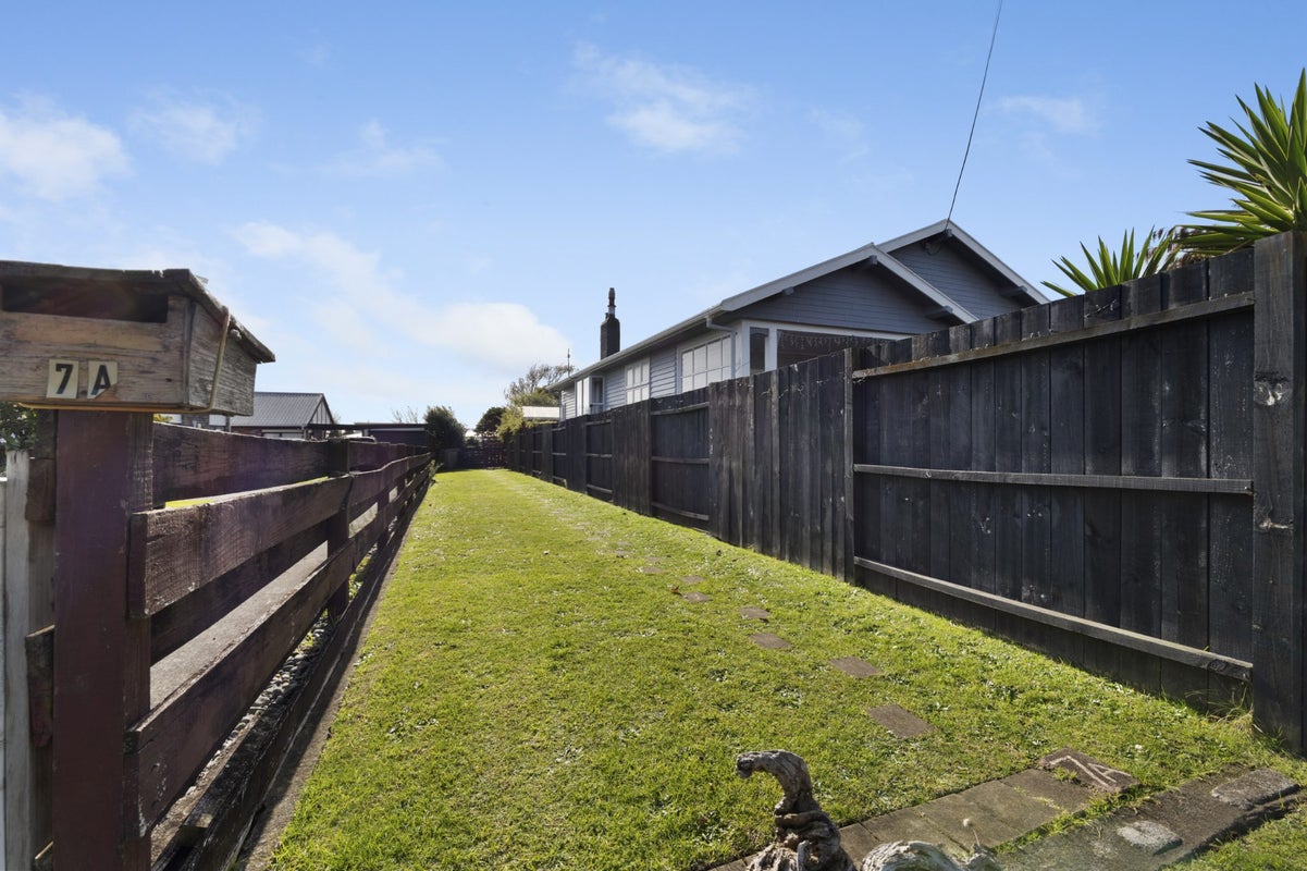 2/7 Rawhiti Street, Vogeltown, New Plymouth - Carousel 18