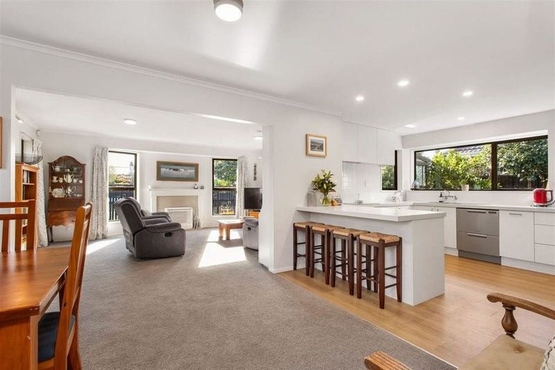 1/124 Hamilton Avenue, Ilam, Christchurch - Carousel 1