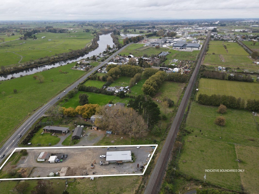 6010 Great South Road, Horotiu, Hamilton - Carousel 2