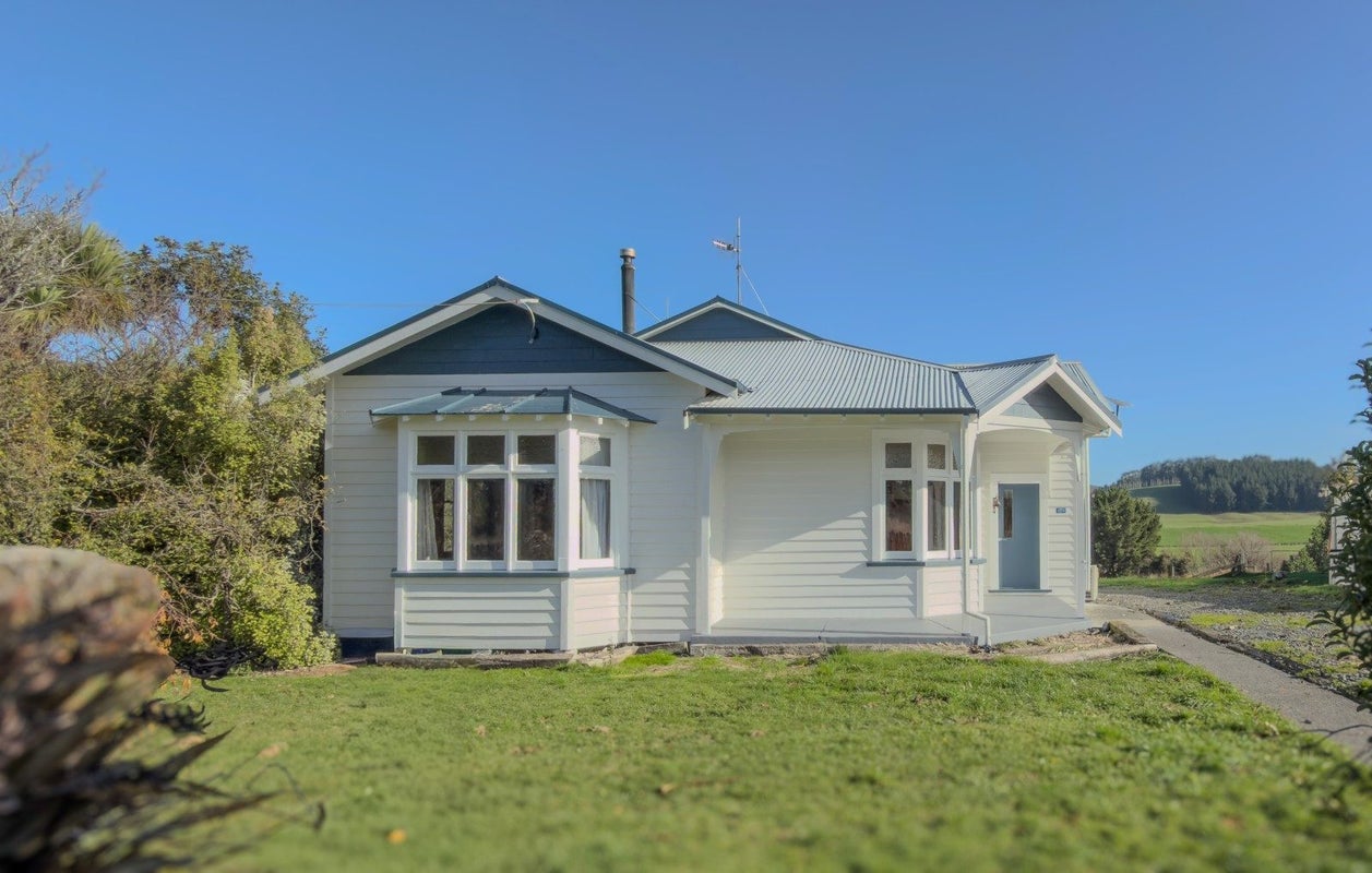 101 Main Street, Otautau, Southland, Southland - Carousel 1