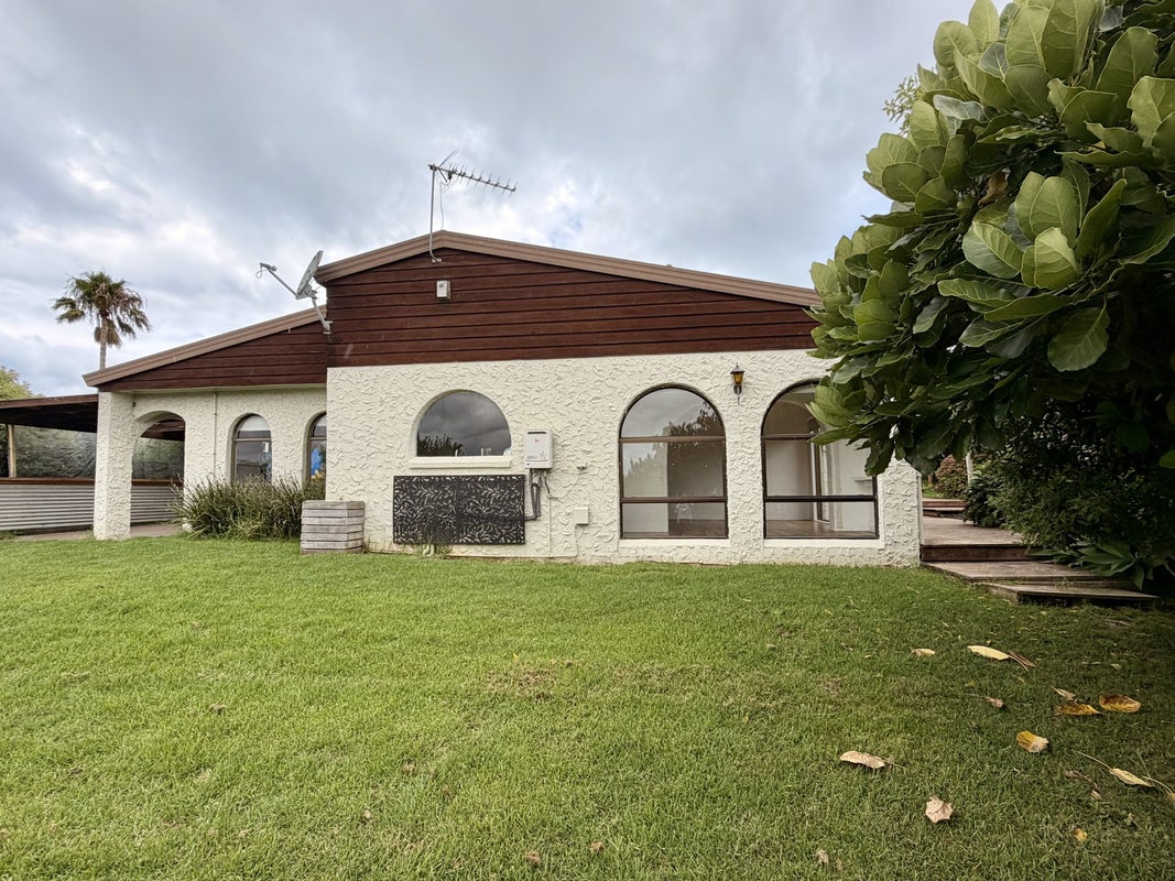 2 Fallow Street, Browns Bay, Auckland - Carousel 2
