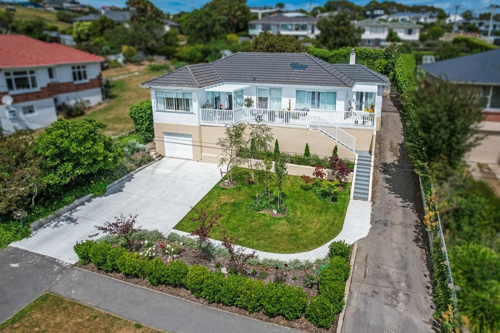 7 Tamar Street, South Hill, Oamaru - Carousel 1