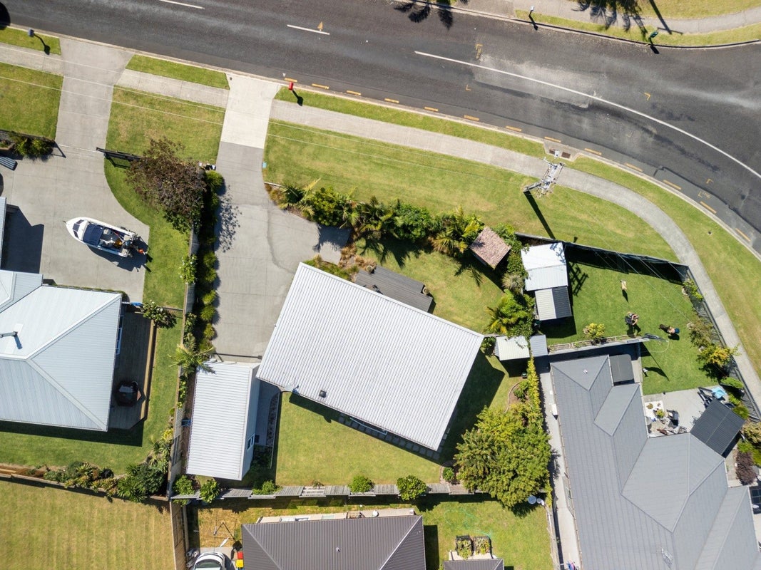 53 Athenree Road, Athenree, Katikati - Carousel 23