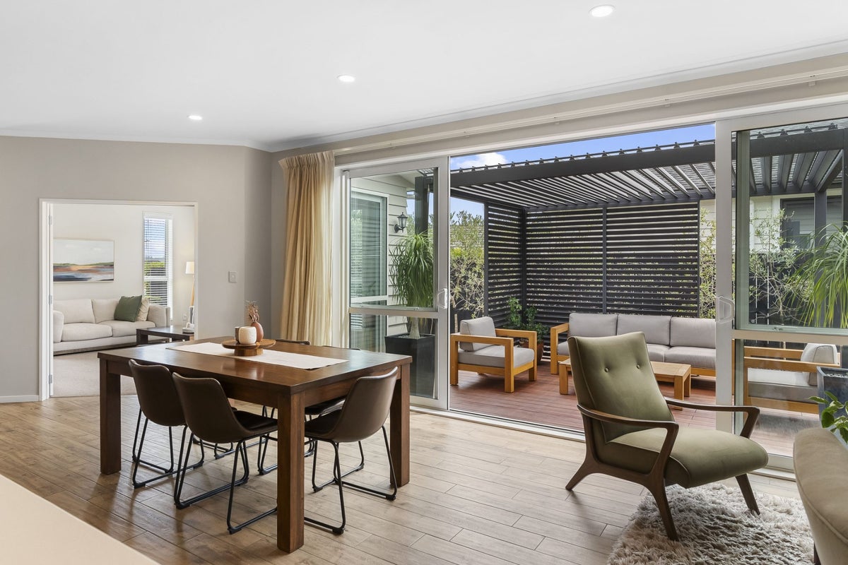 15 Remana Crescent, Huapai, Kumeu - Carousel 1