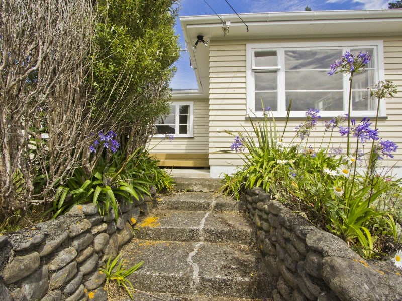 105 Wellington Road, Wainuiomata, Lower Hutt - Carousel 15