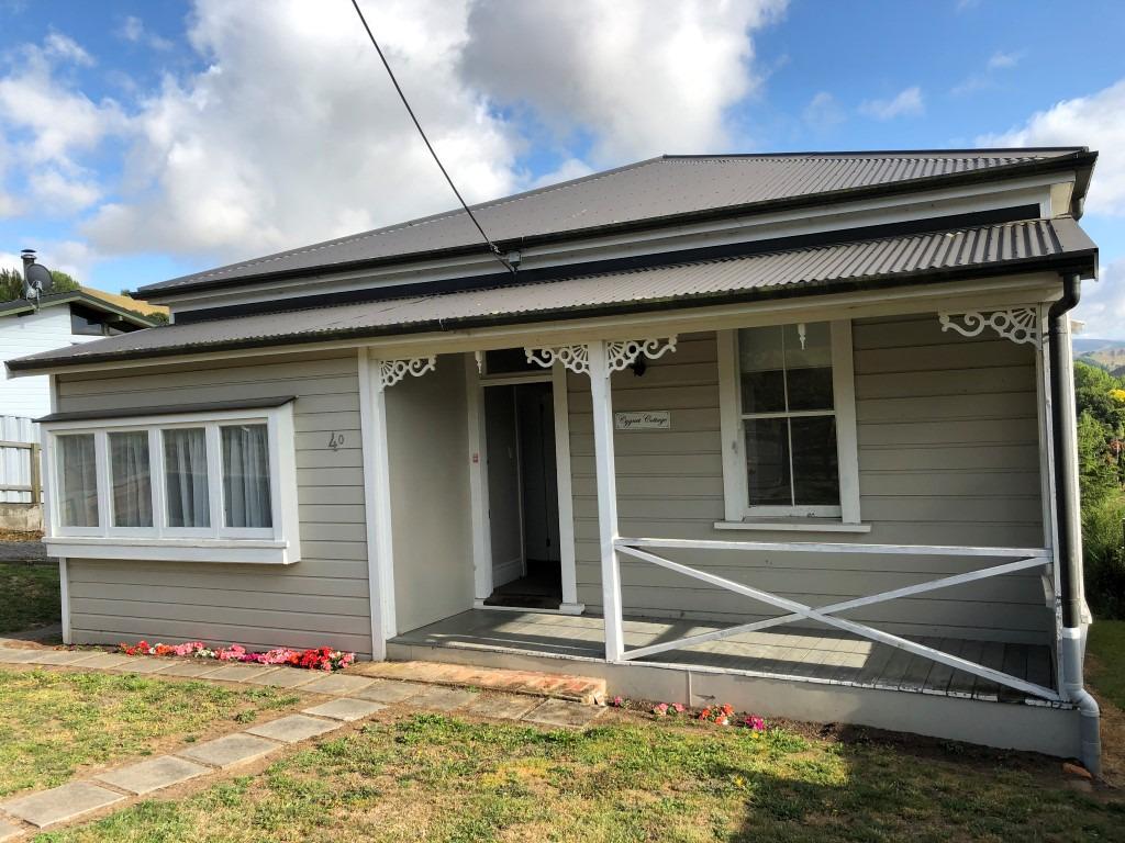 40 Swan Street, Taihape - Carousel 1