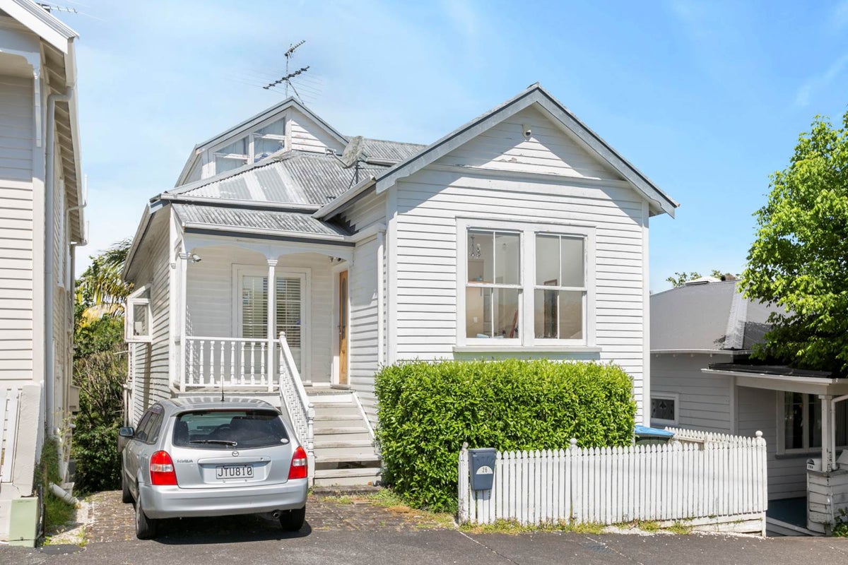 26 Bayfield Road, Ponsonby, Auckland - Carousel 1