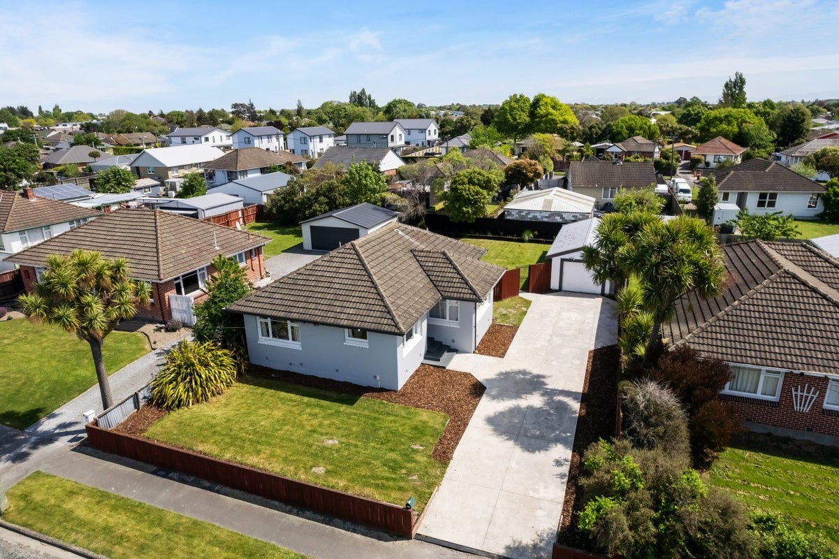 23 Fenchurch Street, Northcote, Christchurch - Carousel 1