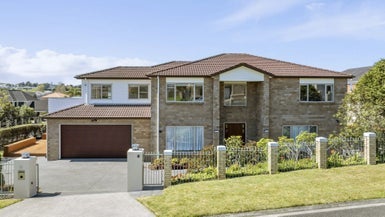 14 Haven Crest, Somerville, Auckland - Carousel 1