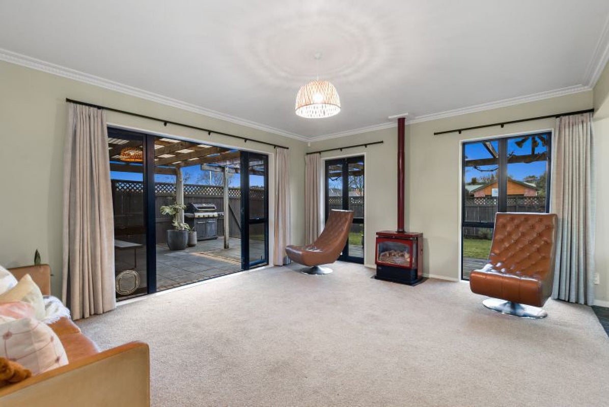 103 Endeavour Avenue, Flagstaff, Hamilton - Carousel 2